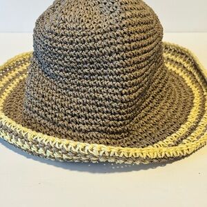 Gap Women’s Sun Bucket Hat 100% Paper Woven Cap Brown Yellow Packable